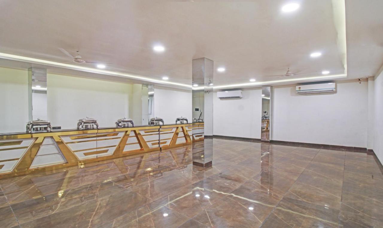 Отель Treebo The Boss Raipur  Экстерьер фото