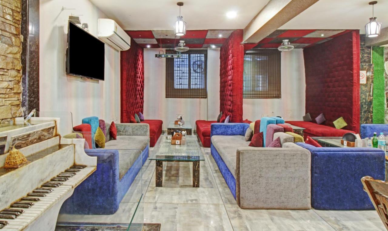 Отель Treebo The Boss Raipur  Экстерьер фото