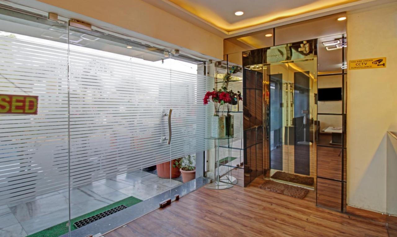 Отель Treebo The Boss Raipur  Экстерьер фото